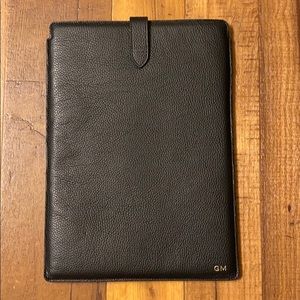 Cuyana 15 inch Black Leather Laptop Sleeve
